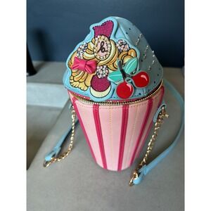 Luxe Inspired Cupcake Crossbody Bag Pink Blue Kitschy Novelty Kawaii Purse